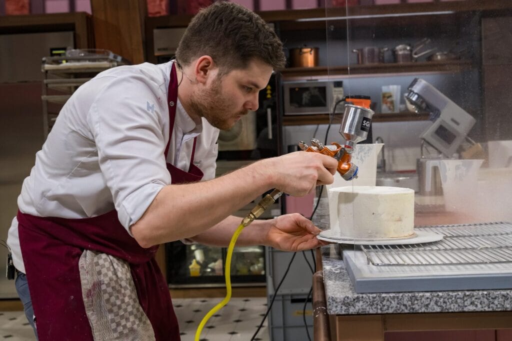 "Das große Backen - Die Profis" 2025 - heute Finale: DAS sind die Challenges am 06.08.25!