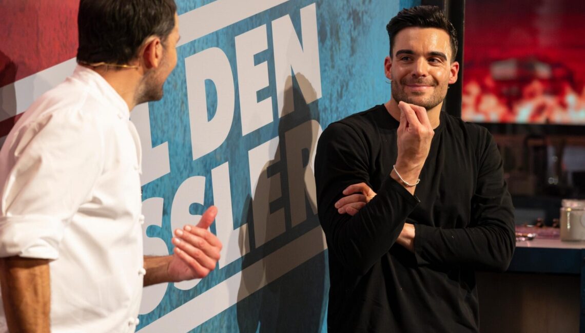 Steffen Henssler (l.), Stefano Zarrella

+++ Die Verwendung des sendungsbezogenen Materials ist nur mit dem Hinweis und Verlinkung auf RTL+ gestattet. +++