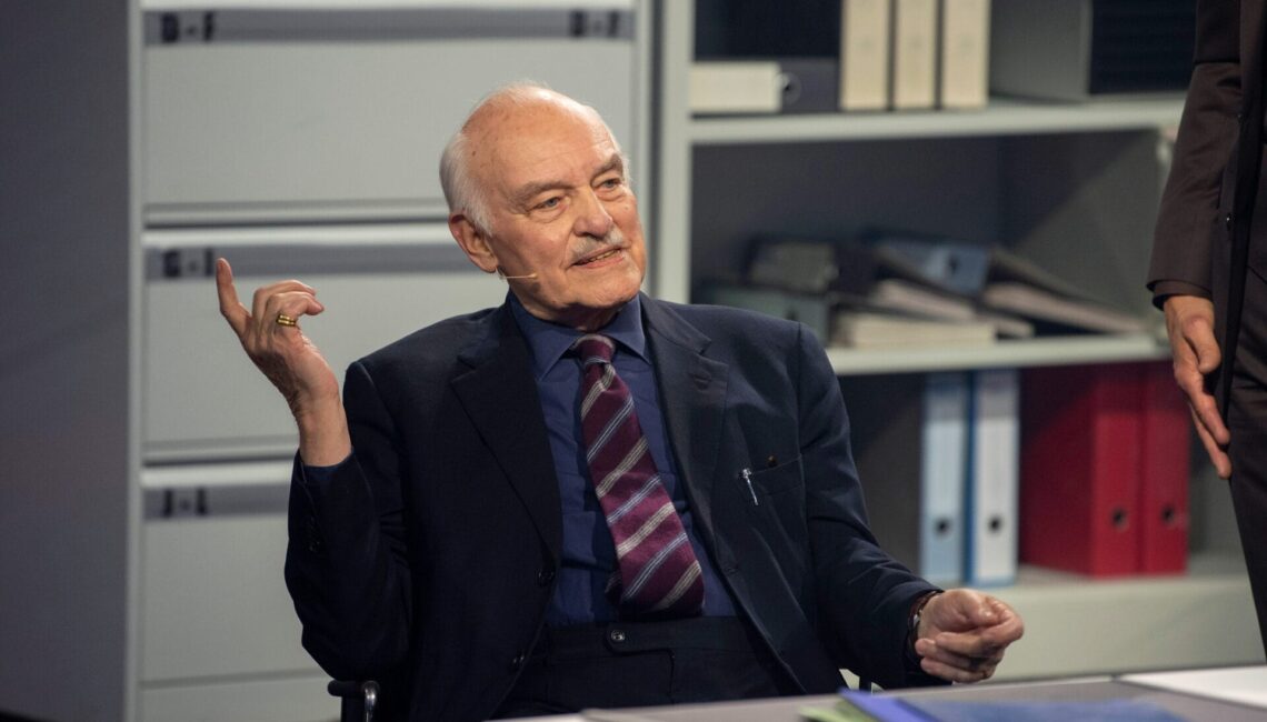 ARD/NDR 75 JAHRE ARD - DIE GROSSE JUBILÄUMSSHOW, am Samstag (05.04.25) um 20:15 Uhr im ERSTEN.
Ex-"Tatort"-Kommissar Charles Brauer
© NDR/Thorsten Jander, honorarfrei - Verwendung gemäß der AGB im engen inhaltlichen, redaktionellen Zusammenhang mit genannter NDR-Sendung und bei Nennung "Bild: NDR/Thorsten Jander" (S2). NDR Presse und Information/Fotoredaktion, Tel: 040/4156-2333 oder -2305, pressefoto@ndr.de
