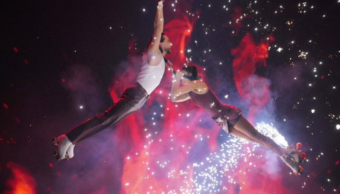 Duo Stardust - Yevhenii Yemelianenko und Vlada Kamyshnikova aus Spanien  präsentieren Rollerskating-Akrobatik und Aerialperformance.


+++ Die Verwendung des sendungsbezogenen Materials ist nur mit dem Hinweis und Verlinkung auf RTL+ gestattet. +++