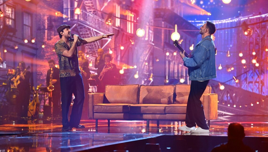 Parallel

+++ Die Verwendung des sendungsbezogenen Materials ist nur mit dem Hinweis und Verlinkung auf RTL+ gestattet. +++