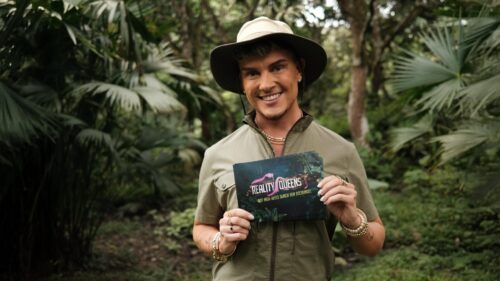 Twenty4Tim wird Host der 2. Staffel von "Reality Queens  Auf High Heels durch den Dschungel" auf RTL+.

+++ Die Verwendung des sendungsbezogenen Materials ist nur mit dem Hinweis und Verlinkung auf RTL+ gestattet. +++