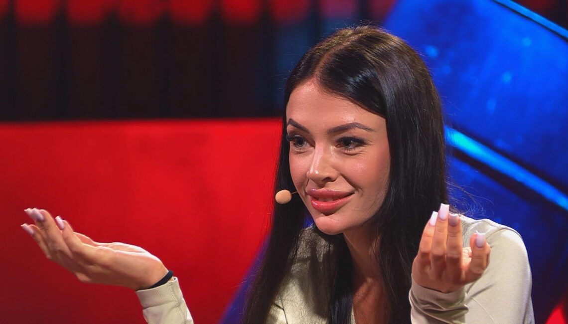 Vanessa beim ekel Spiel

+++ Die Verwendung des sendungsbezogenen Materials ist nur mit dem Hinweis und Verlinkung auf RTL+ gestattet. +++