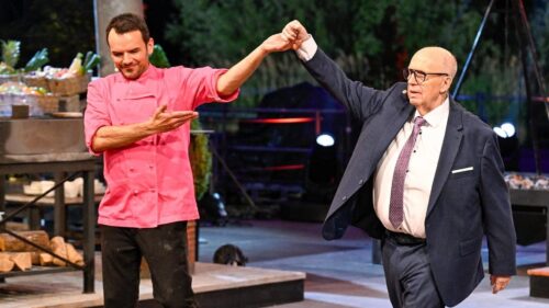 Steffen Henssler (l.) und Reiner Calmund

+++ Die Verwendung des sendungsbezogenen Materials ist nur mit dem Hinweis und Verlinkung auf RTL+ gestattet. +++