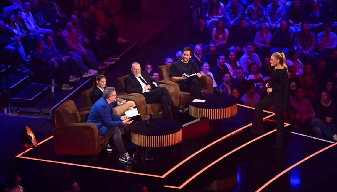 Die Jury

+++ Die Verwendung des sendungsbezogenen Materials ist nur mit dem Hinweis und Verlinkung auf RTL+ gestattet. +++