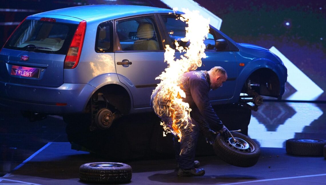 Achtung Sperrfrist bis eine Woche vor Ausstrahlung am 28.03.2025 

Joe Tödtling aus Österreich präsentiert eine Feuer-Show.


+++ Die Verwendung des sendungsbezogenen Materials ist nur mit dem Hinweis und Verlinkung auf RTL+ gestattet. +++