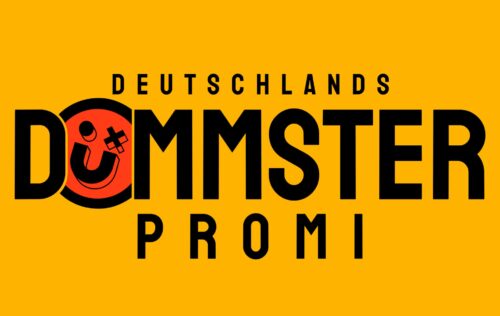 Titel: Deutschlands dümmster Promi;
Staffel: 1;
Fotograf:  ProSieben;
Bildredakteur: Nadine Vaders;
Dateiname: 3210167.psd;
Rechtehinweis: Dieses Bild darf honorarfrei für redaktionelle Zwecke und nur im Rahmen der Programmankündigung verwendet werden. Andere Veröffentlichungen sind nur nach Rücksprache und ausdrücklicher Genehmigung der Seven.One Entertainment Group GmbH möglich. Nicht für EPG! Verwendung nur mit vollständigem Copyrightvermerk. Das Foto darf nicht verändert, bearbeitet und nur im Ganzen verwendet werden. Es darf nicht archiviert werden. Es darf nicht an Dritte weitergeleitet werden. Aneinanderreihung/Zusammenlegung/Kopplung von Bildern zum Zweck der Erstellung von Slide-Shows o.ä. nicht gestattet; Verbindung/Einfügen/Anfügen von Werbung nicht gestattet. Das Bild kann KI generierte Elemente enthalten.
Bei Fragen: foto@seven.one
Voraussetzung für die Verwendung dieser Programmdaten ist die Zustimmung zu den Allgemeinen Geschäftsbedingungen der Presselounges der Sender der Seven.One Entertainment Group GmbH.