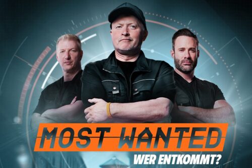 Titel: Most Wanted - Wer entkommt?;
Staffel: 1;
Person: Max Schradin; Joey Kelly; Otto Bulletproof;
Copyright: Joyn/Christoph Köstlin;
Fotograf: Christoph Köstlin;
Bildredakteur: Isabella Toennes;
Dateiname: 3190353.jpg;
Rechtehinweis: Dieses Bild darf honorarfrei für redaktionelle Zwecke und nur im Rahmen der Programmankündigung verwendet werden. Andere Veröffentlichungen sind nur nach Rücksprache und ausdrücklicher Genehmigung der Seven.One Entertainment Group GmbH möglich. Nicht für EPG! Verwendung nur mit vollständigem Copyrightvermerk. Das Foto darf nicht verändert, bearbeitet und nur im Ganzen verwendet werden. Es darf nicht archiviert werden. Es darf nicht an Dritte weitergeleitet werden. Aneinanderreihung/Zusammenlegung/Kopplung von Bildern zum Zweck der Erstellung von Slide-Shows o.ä. nicht gestattet; Verbindung/Einfügen/Anfügen von Werbung nicht gestattet. Das Bild kann KI generierte Elemente enthalten.
Bei Fragen: foto@seven.one
Voraussetzung für die Verwendung dieser Programmdaten ist die Zustimmung zu den Allgemeinen Geschäftsbedingungen der Presselounges der Sender der Seven.One Entertainment Group GmbH.