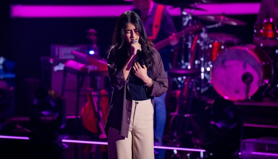 Titel: The Voice Kids;
Staffel: 13;
Person: Sanvi;
Copyright: Joyn/Claudius Pflug;
Fotograf: Claudius Pflug;
Bildredakteur: Elisa Taupert;
Dateiname: 3108575.jpg;
Rechtehinweis: Dieses Bild darf honorarfrei für redaktionelle Zwecke und nur im Rahmen der Programmankündigung verwendet werden. Andere Veröffentlichungen sind nur nach Rücksprache und ausdrücklicher Genehmigung der Seven.One Entertainment Group GmbH möglich. Nicht für EPG! Verwendung nur mit vollständigem Copyrightvermerk. Das Foto darf nicht verändert, bearbeitet und nur im Ganzen verwendet werden. Es darf nicht archiviert werden. Es darf nicht an Dritte weitergeleitet werden. Aneinanderreihung/Zusammenlegung/Kopplung von Bildern zum Zweck der Erstellung von Slide-Shows o.ä. nicht gestattet; Verbindung/Einfügen/Anfügen von Werbung nicht gestattet. 
Bei Fragen: foto@seven.one
Voraussetzung für die Verwendung dieser Programmdaten ist die Zustimmung zu den Allgemeinen Geschäftsbedingungen der Presselounges der Sender der Seven.One Entertainment Group GmbH.