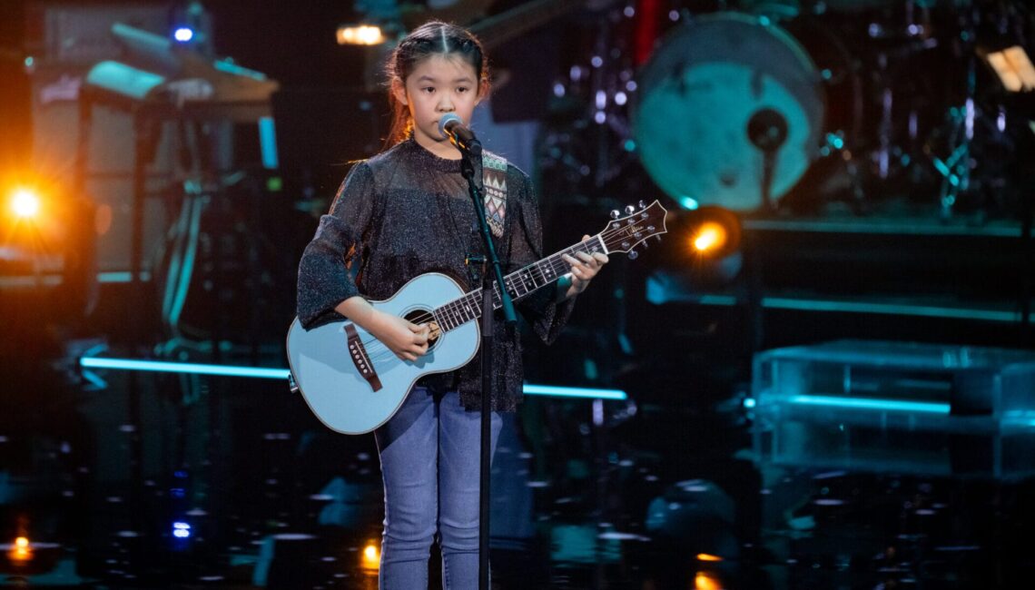 Titel: The Voice Kids;
Staffel: 13;
Person: Viktoria;
Copyright: Joyn/Claudius Pflug;
Fotograf: Claudius Pflug;
Bildredakteur: Elisa Taupert;
Dateiname: 3118408.jpg;
Rechtehinweis: Dieses Bild darf honorarfrei für redaktionelle Zwecke und nur im Rahmen der Programmankündigung verwendet werden. Andere Veröffentlichungen sind nur nach Rücksprache und ausdrücklicher Genehmigung der Seven.One Entertainment Group GmbH möglich. Nicht für EPG! Verwendung nur mit vollständigem Copyrightvermerk. Das Foto darf nicht verändert, bearbeitet und nur im Ganzen verwendet werden. Es darf nicht archiviert werden. Es darf nicht an Dritte weitergeleitet werden. Aneinanderreihung/Zusammenlegung/Kopplung von Bildern zum Zweck der Erstellung von Slide-Shows o.ä. nicht gestattet; Verbindung/Einfügen/Anfügen von Werbung nicht gestattet. 
Bei Fragen: foto@seven.one
Voraussetzung für die Verwendung dieser Programmdaten ist die Zustimmung zu den Allgemeinen Geschäftsbedingungen der Presselounges der Sender der Seven.One Entertainment Group GmbH.