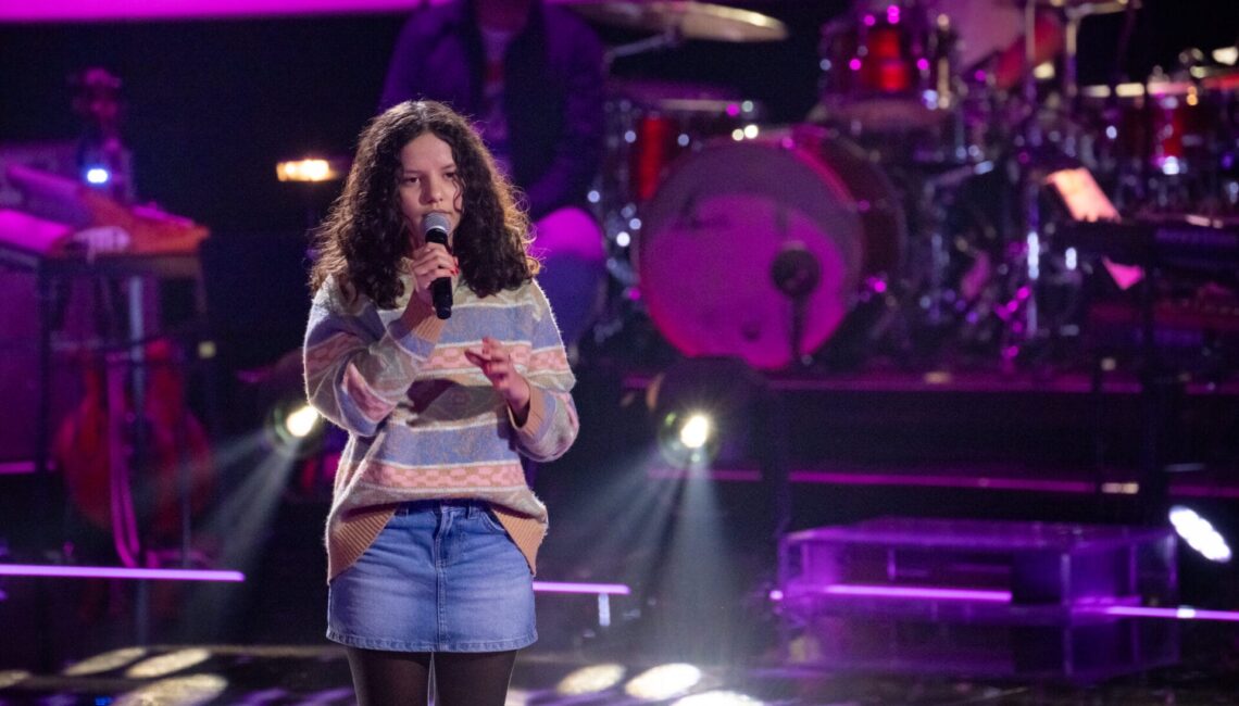 Titel: The Voice Kids;
Staffel: 13;
Person: Mariana;
Copyright: Joyn/Claudius Pflug;
Fotograf: Claudius Pflug;
Bildredakteur: Elisa Taupert;
Dateiname: 3118891.jpg;
Rechtehinweis: Dieses Bild darf honorarfrei für redaktionelle Zwecke und nur im Rahmen der Programmankündigung verwendet werden. Andere Veröffentlichungen sind nur nach Rücksprache und ausdrücklicher Genehmigung der Seven.One Entertainment Group GmbH möglich. Nicht für EPG! Verwendung nur mit vollständigem Copyrightvermerk. Das Foto darf nicht verändert, bearbeitet und nur im Ganzen verwendet werden. Es darf nicht archiviert werden. Es darf nicht an Dritte weitergeleitet werden. Aneinanderreihung/Zusammenlegung/Kopplung von Bildern zum Zweck der Erstellung von Slide-Shows o.ä. nicht gestattet; Verbindung/Einfügen/Anfügen von Werbung nicht gestattet. 
Bei Fragen: foto@seven.one
Voraussetzung für die Verwendung dieser Programmdaten ist die Zustimmung zu den Allgemeinen Geschäftsbedingungen der Presselounges der Sender der Seven.One Entertainment Group GmbH.