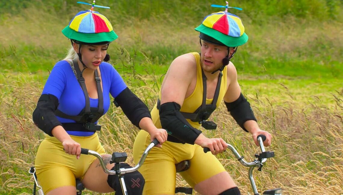 Marcel und Lisa beim ersten Spiel

+++ Die Verwendung des sendungsbezogenen Materials ist nur mit dem Hinweis und Verlinkung auf RTL+ gestattet. +++