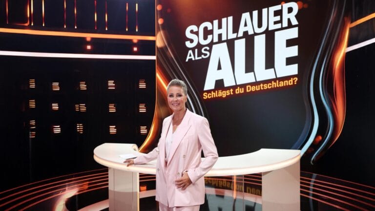 "Schlauer als Alle. Schlägst du Deutschland?": Sonja Zietlow mit neuer Show! Hier mehr dazu!