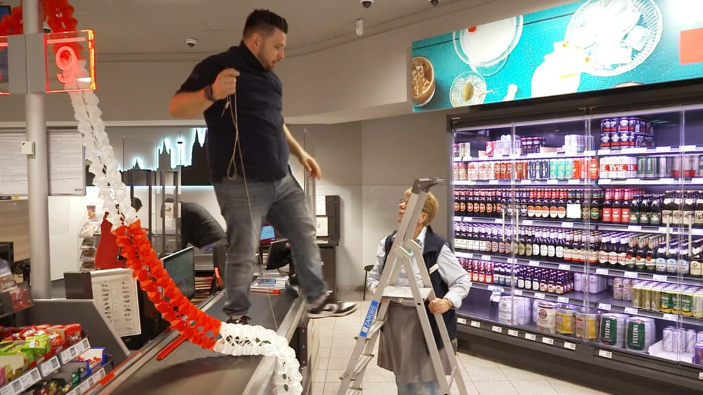 "Unser Supermarkt - mit Herz und Humor" heute Folge 1 der neuen Staffel: DAS passiert im Auftakt!