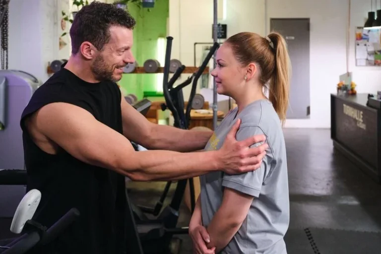 "Unter uns" Vorschau auf die nächsten Folgen vom 16. bis 20.06.25: DAS passiert in der Schillerallee