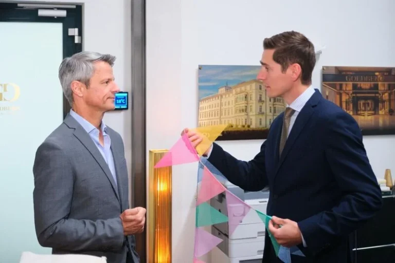 "Unter uns" Vorschau nächste Folgen vom 28.07. bis 01.08.25: DAS passiert in der Schillerallee in dieser Woche